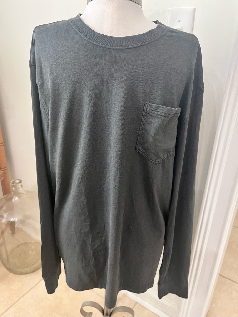J. Crew Vintage Jersey Relaxed Men's L Long Sleeve Pocket Tee Charcoal Casual